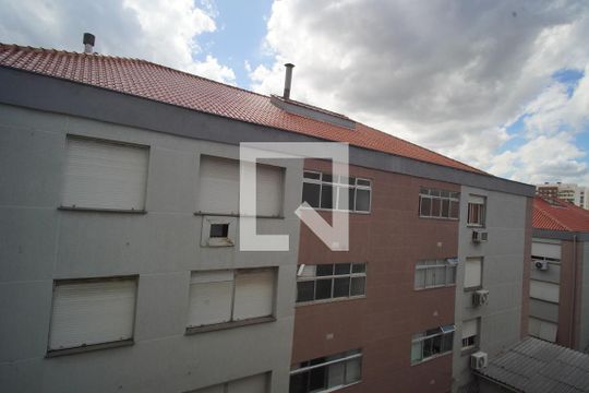 Vista de apartamento à venda com 3 quartos, 130m² em Vila Ipiranga, Porto Alegre