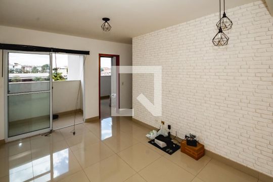 Apartamento para alugar com 2 quartos, 57m² em Rio Branco, Belo Horizonte