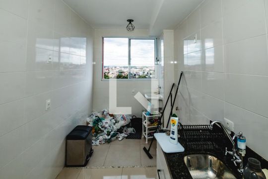 Sala/cozinha de apartamento para alugar com 2 quartos, 57m² em Rio Branco, Belo Horizonte
