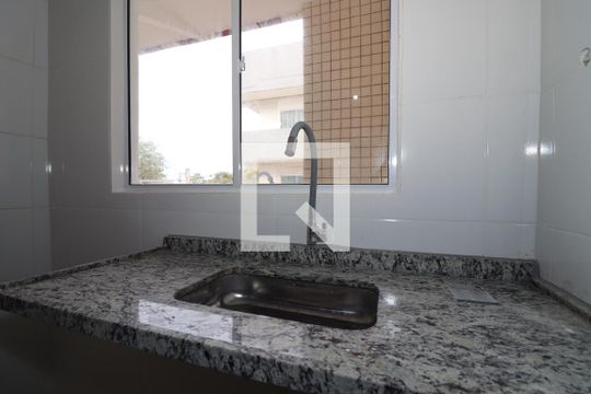 Cozinha de apartamento para alugar com 2 quartos, 39m² em Areal (águas Claras), Brasília
