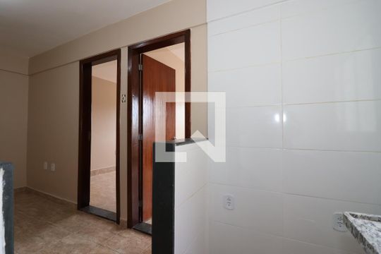 Cozinha de apartamento para alugar com 2 quartos, 39m² em Areal (águas Claras), Brasília