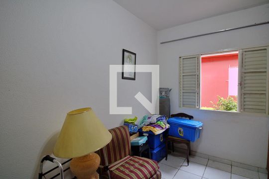 Quarto 2 de casa à venda com 2 quartos, 250m² em Vila Praia, São Paulo