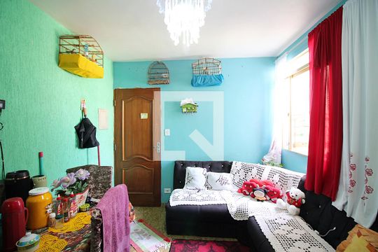 Sala de apartamento para alugar com 2 quartos, 45m² em Ferrazópolis, São Bernardo do Campo