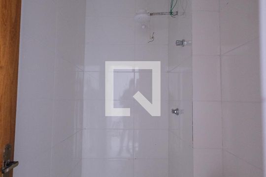 Banheiro Social de apartamento à venda com 2 quartos, 40m² em Vila Esperança, São Paulo