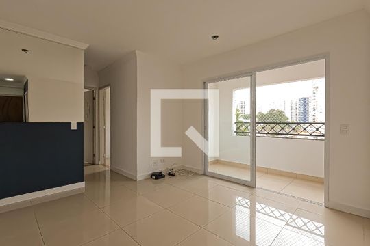 Sala de apartamento à venda com 2 quartos, 57m² em Vila Galvão, Guarulhos