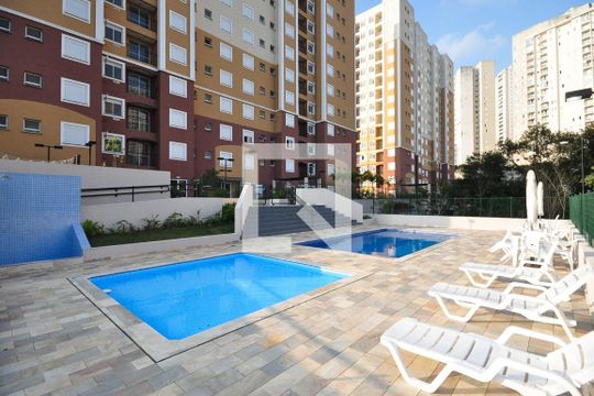 Piscina de apartamento à venda com 2 quartos, 59m² em Vila Andrade, São Paulo