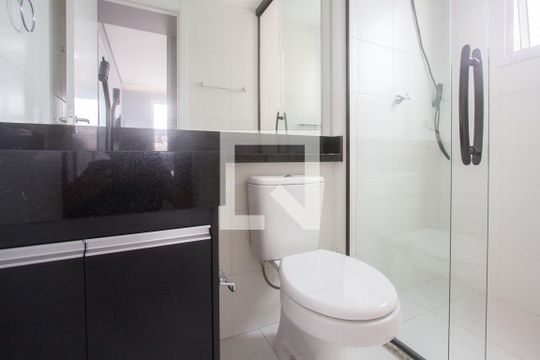 Banheiro de apartamento à venda com 1 quarto, 34m² em Vila das Belezas, São Paulo