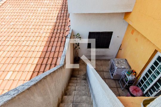 Área Externa de casa à venda com 3 quartos, 113m² em Jardim Sao Roberto, Guarulhos