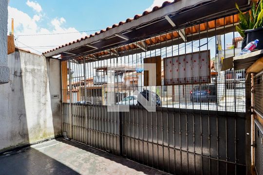 Garagem de casa à venda com 3 quartos, 113m² em Jardim Sao Roberto, Guarulhos