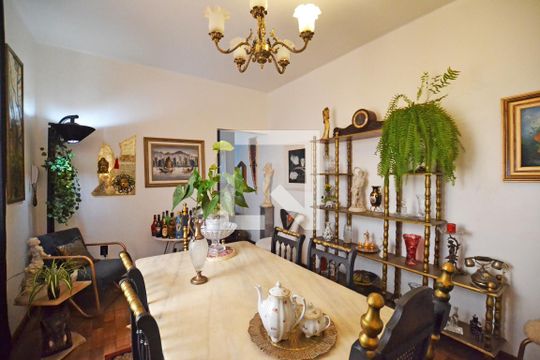 Sala de apartamento à venda com 1 quarto, 90m² em Menino Deus, Porto Alegre