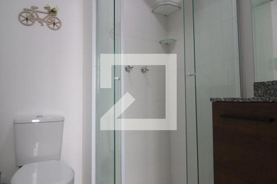 Banheiro de apartamento para alugar com 1 quarto, 19m² em Brás, São Paulo