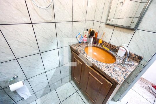Pia de casa de condomínio à venda com 5 quartos, 302m² em Vila Matilde, São Paulo