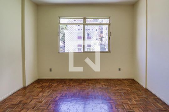 Apartamento para alugar com 2 quartos, 84m² em Santo Antônio, Belo Horizonte