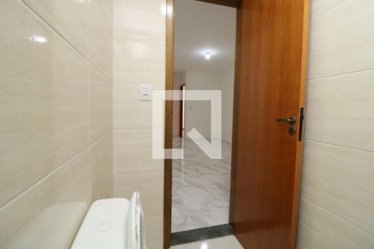 Banheiro de apartamento para alugar com 2 quartos, 58m² em Jardim Marília, São Paulo