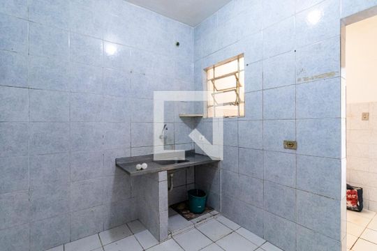 Cozinha de casa para alugar com 2 quartos, 100m² em Jardim da Gloria, São Paulo