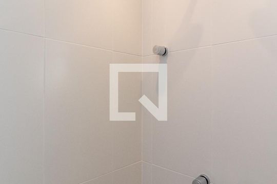 Banheiro da Suíte 1 de apartamento para alugar com 2 quartos, 66m² em Santana, São Paulo