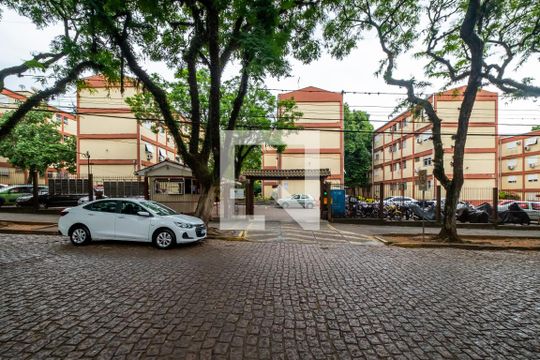 Fachada de apartamento para alugar com 2 quartos, 59m² em Camaquã, Porto Alegre