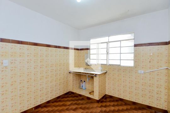 Cozinha de casa à venda com 2 quartos, 45m² em Vila Rosalia, Guarulhos