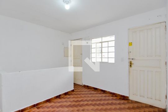 Casa à venda com 2 quartos, 45m² em Vila Rosalia, Guarulhos