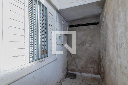 Área de serviço de casa à venda com 2 quartos, 45m² em Vila Rosalia, Guarulhos