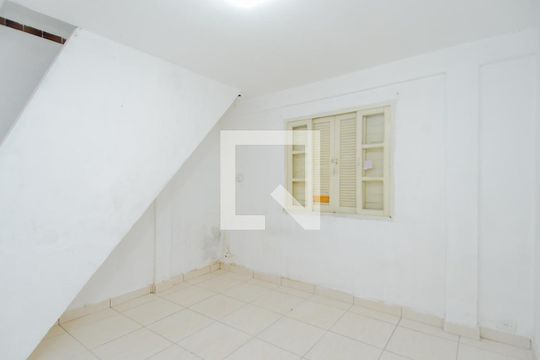 Quarto de casa à venda com 2 quartos, 45m² em Vila Rosalia, Guarulhos