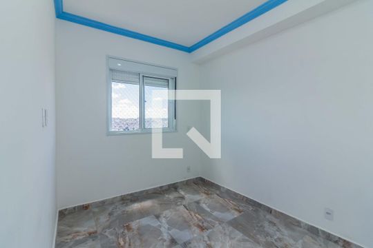 Dormitorio de apartamento para alugar com 2 quartos, 38m² em Jardim Copiuva, Carapicuíba