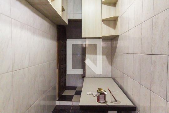 Hall de casa para alugar com 2 quartos, 75m² em Jardim San Giovani, Ferraz de Vasconcelos