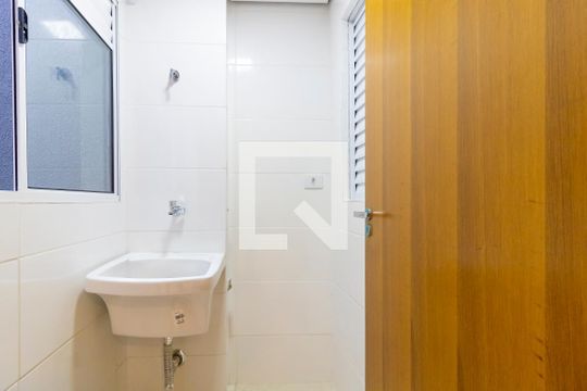 Área de serviço de apartamento para alugar com 2 quartos, 34m² em Vila Regente Feijó, São Paulo