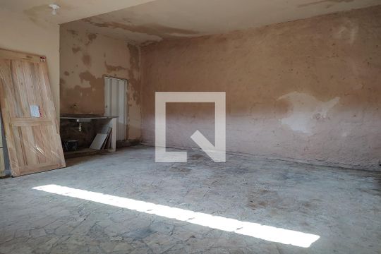 Garagem de casa para alugar com 3 quartos, 254m² em Freguesia de Jacarepaguá, Rio de Janeiro