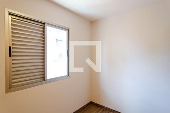 Quarto 1 de apartamento para alugar com 3 quartos, 70m² em Parque Imperial, São Paulo