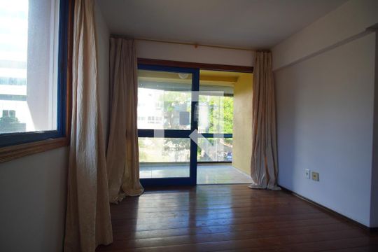 Apartamento à venda com 3 quartos, 102m² em Chácara das Pedras, Porto Alegre