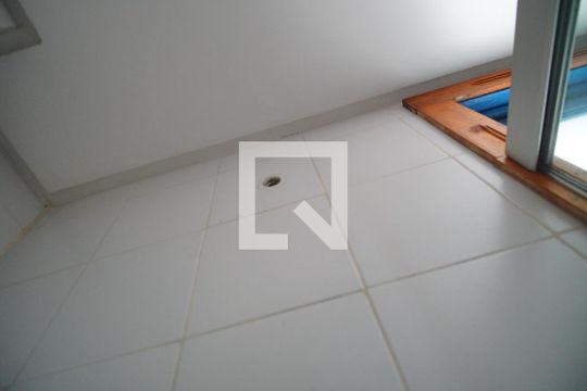 Banheiro 1 de apartamento à venda com 3 quartos, 102m² em Chácara das Pedras, Porto Alegre