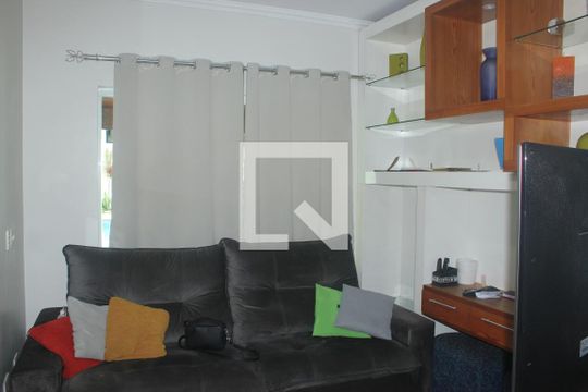 Sala de TV de casa para alugar com 5 quartos, 414m² em Jardim Campo Grande, São Paulo