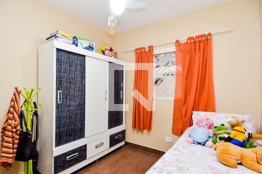 Quarto 1 de casa à venda com 2 quartos, 120m² em Jardim do Papai, Guarulhos