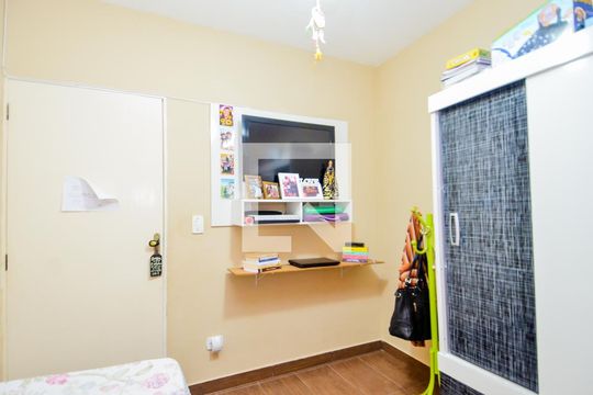 Quarto 1 de casa à venda com 2 quartos, 120m² em Jardim do Papai, Guarulhos