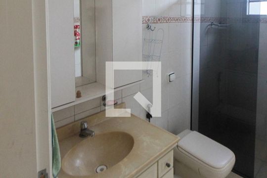 Banherio de casa à venda com 3 quartos, 387m² em Parque São Lucas, São Paulo
