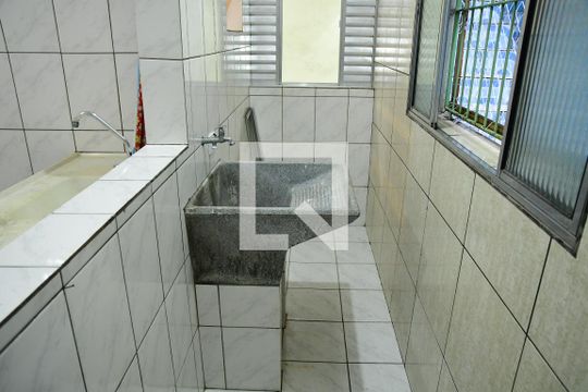 Área de Serviço de casa para alugar com 1 quarto, 50m² em Jardim do Engenho, Cotia