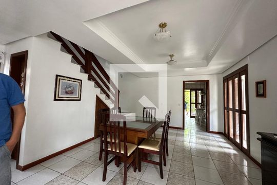 Sala de Jantar de casa à venda com 3 quartos, 250m² em São Jorge, Novo Hamburgo