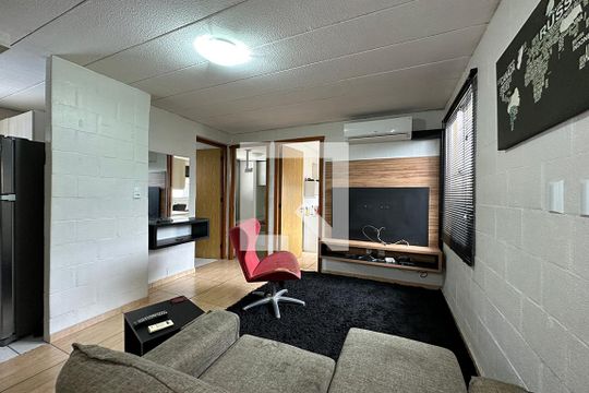 Sala de apartamento à venda com 2 quartos, 54m² em Rio dos Sinos, São Leopoldo