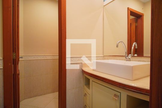 Sala - Lavabo de casa à venda com 6 quartos, 900m² em Chácara das Pedras, Porto Alegre