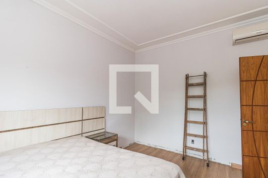 Quarto 3 de casa à venda com 4 quartos, 420m² em Jardim Itu, Porto Alegre