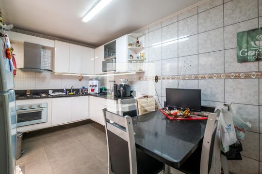 Cozinha de casa à venda com 5 quartos, 275m² em Coronel Aparicio Borges, Porto Alegre