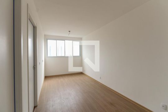Sala/Quarto de kitnet/studio para alugar com 1 quarto, 26m² em Brás, São Paulo