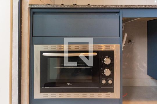 Cozinha- Forno de apartamento à venda com 3 quartos, 74m² em Jardim Nova Europa, Campinas