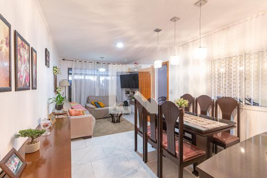 Casa à venda com 4 quartos, 216m² em Jaguaribe, Osasco