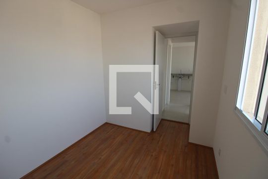 Quarto 2 de apartamento para alugar com 2 quartos, 36m² em Jardim Planalto, São Paulo
