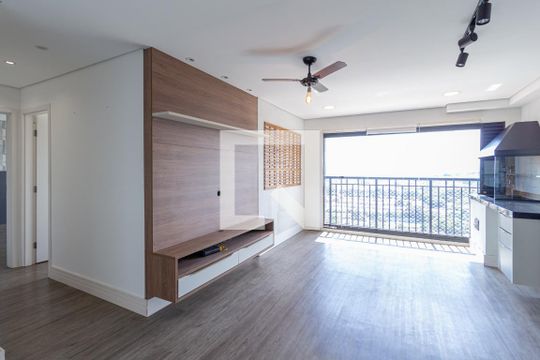 Apartamento para alugar com 2 quartos, 64m² em Continental, Osasco