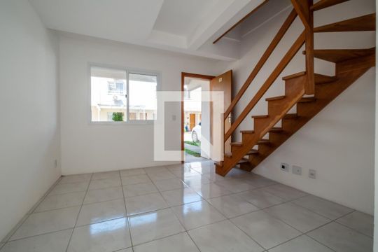 Sala/Cozinha de casa de condomínio à venda com 2 quartos, 52m² em Hípica, Porto Alegre
