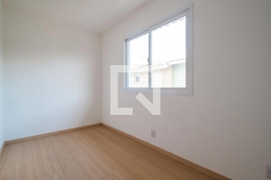 Quarto 1 de casa de condomínio à venda com 2 quartos, 52m² em Hípica, Porto Alegre