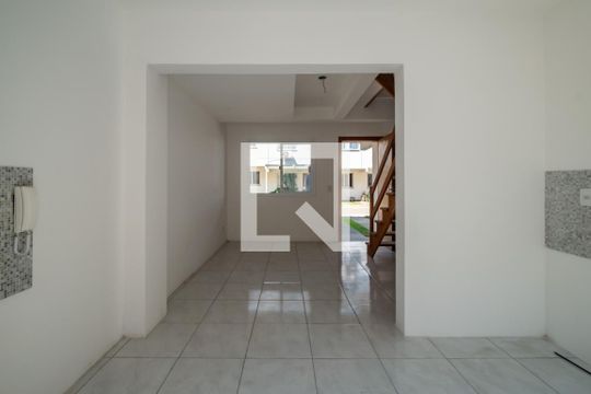 Sala/Cozinha de casa de condomínio à venda com 2 quartos, 52m² em Hípica, Porto Alegre
